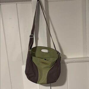 Keen Green and Brown Shoulder Bag